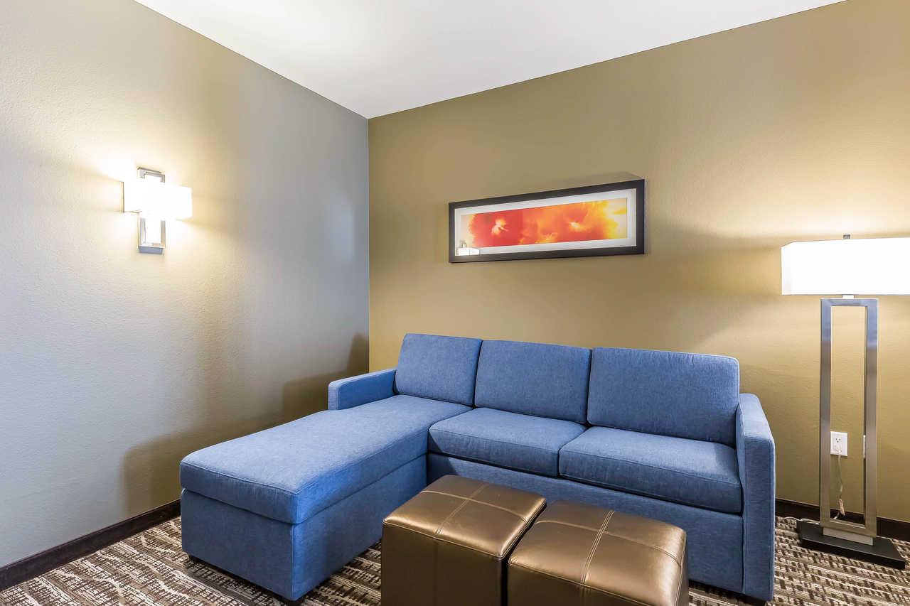 Comfort Suites Near Sam Houston Race Park Exterior foto